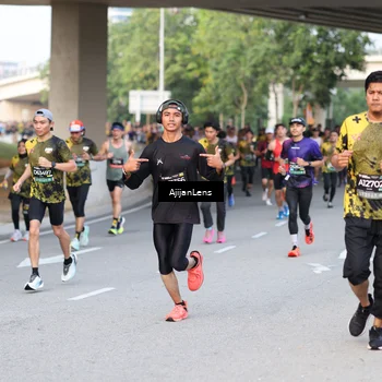 Runner Photo 6484145