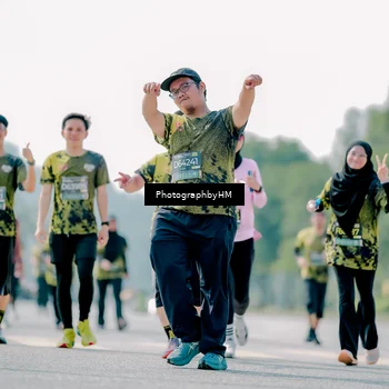 Runner Photo 6484151