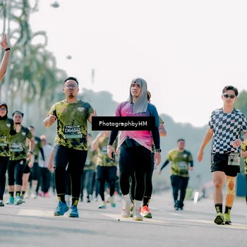 Runner Photo 6484153