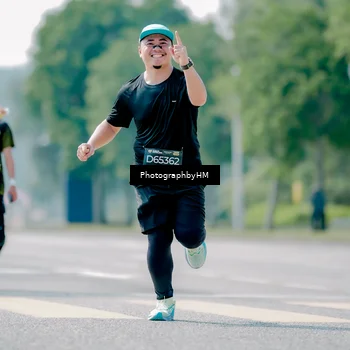 Runner Photo 6484172