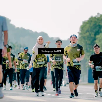 Runner Photo 6484176