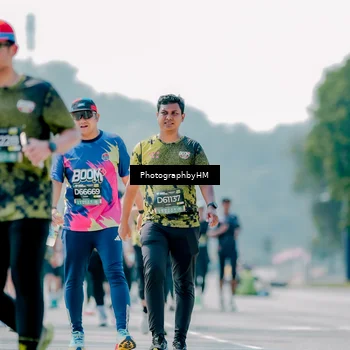 Runner Photo 6484184