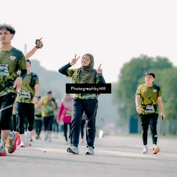 Runner Photo 6484194