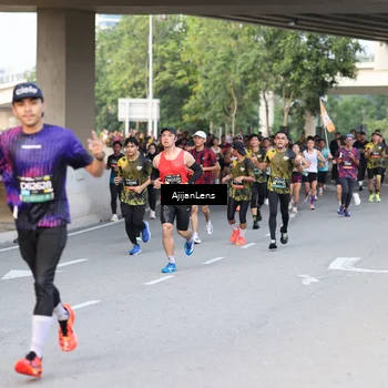 Runner Photo 6484205