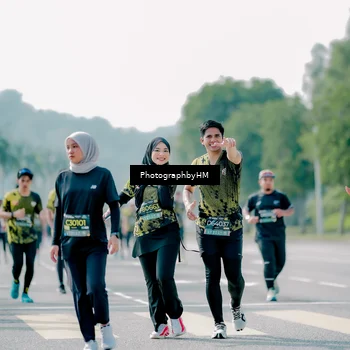 Runner Photo 6484231