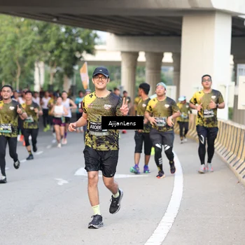 Runner Photo 6484264
