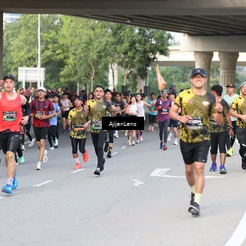 Runner Photo 6484276