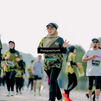 Runner Photo 6484281