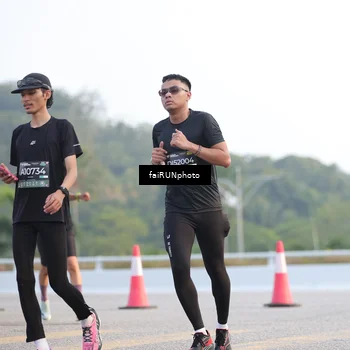 Runner Photo 6484308