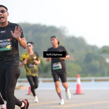 Runner Photo 6484341