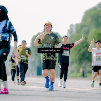 Runner Photo 6484357