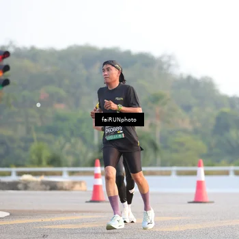 Runner Photo 6484360