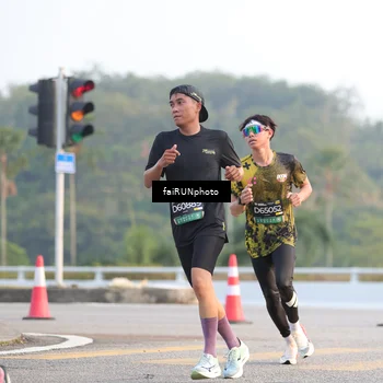 Runner Photo 6484375