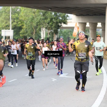 Runner Photo 6484378
