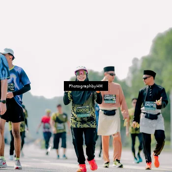Runner Photo 6484426