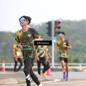 Runner Photo 6484431