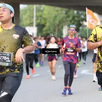 Runner Photo 6484446