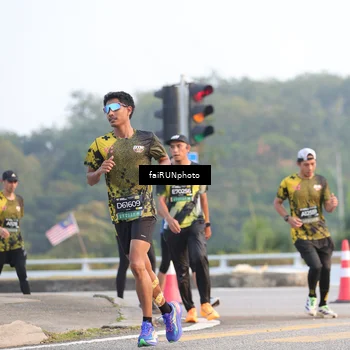 Runner Photo 6484451