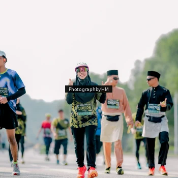 Runner Photo 6484496