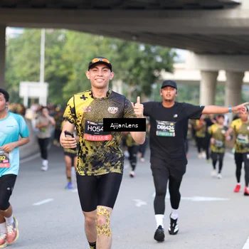 Runner Photo 6484565