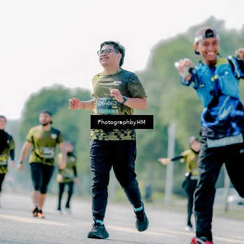 Runner Photo 6484578