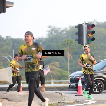 Runner Photo 6484610