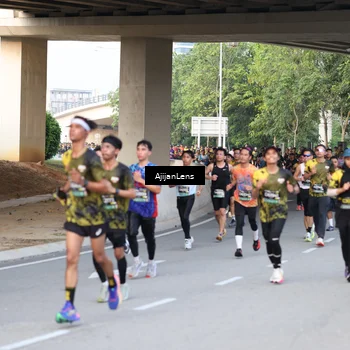 Runner Photo 6484614