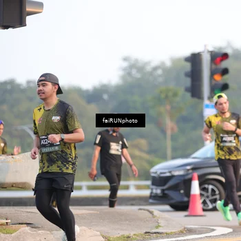 Runner Photo 6484624