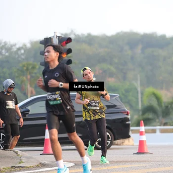 Runner Photo 6484626
