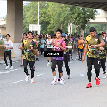 Runner Photo 6484628