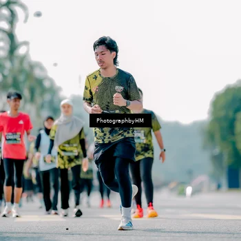 Runner Photo 6484630
