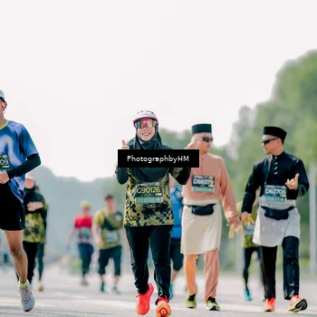 Runner Photo 6484632