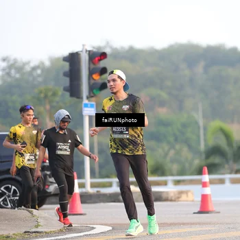 Runner Photo 6484641