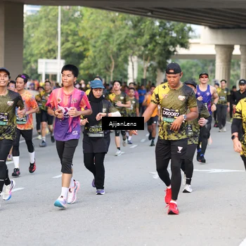 Runner Photo 6484650