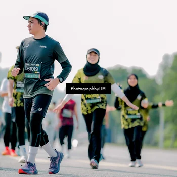 Runner Photo 6484657