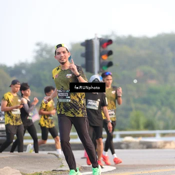 Runner Photo 6484660