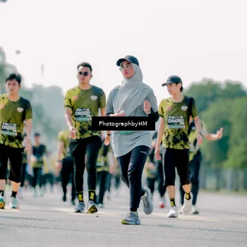 Runner Photo 6484674