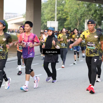 Runner Photo 6484685