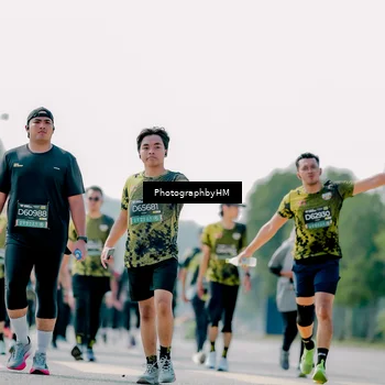 Runner Photo 6484688