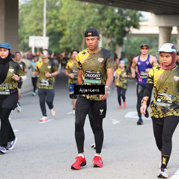 Runner Photo 6484699