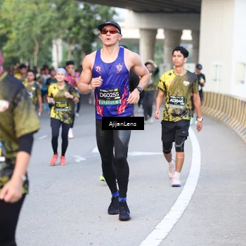Runner Photo 6484737