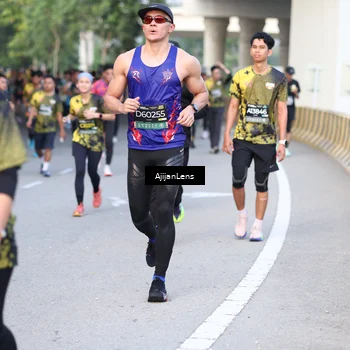 Runner Photo 6484740