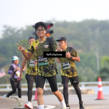 Runner Photo 6484750