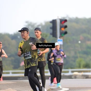 Runner Photo 6484767