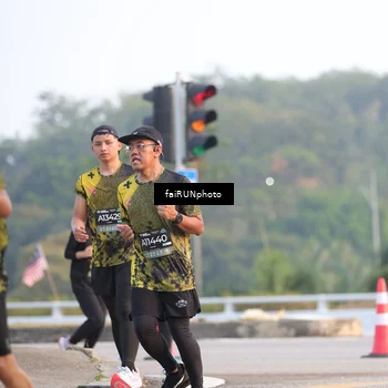Runner Photo 6484768
