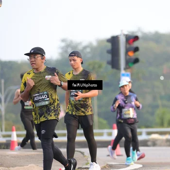 Runner Photo 6484769