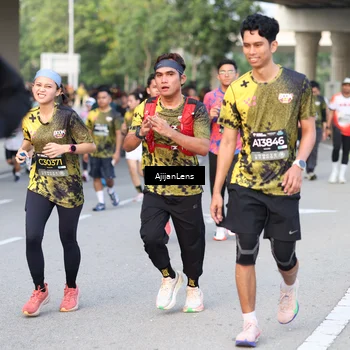 Runner Photo 6484789
