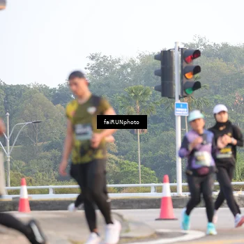 Runner Photo 6484793