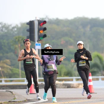 Runner Photo 6484794