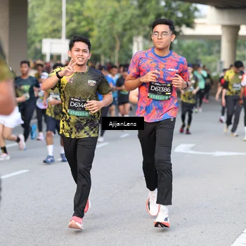 Runner Photo 6484803